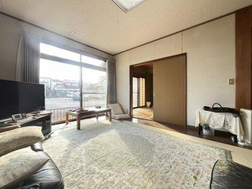 半田市出口町2丁目の居間・リビング|リビング10帖♪