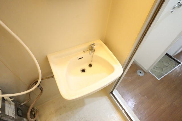 松美台ハイツの洗面所