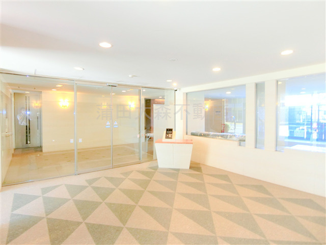 多摩川パークホームズのエントランス|オートロック付きエントランス