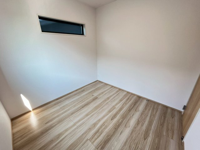 ドム　シャインの洋室