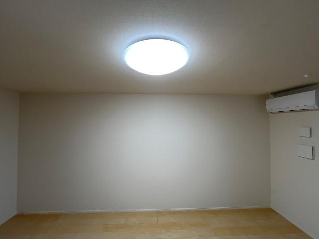 Ｈａｃｋ　ｂｅｒｒｙ真鍋（ハックベリーマナベ）の設備|室内照明