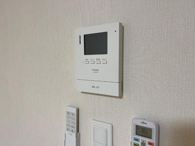 Ｈａｃｋ　ｂｅｒｒｙ真鍋（ハックベリーマナベ）の内装|カメラ付インターホン