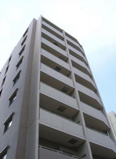 【外観】 | 鉄筋コンクリート造のがっちりとした建物。