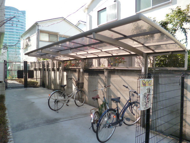 プラティークのその他共用部分|★屋根付き駐輪場★
