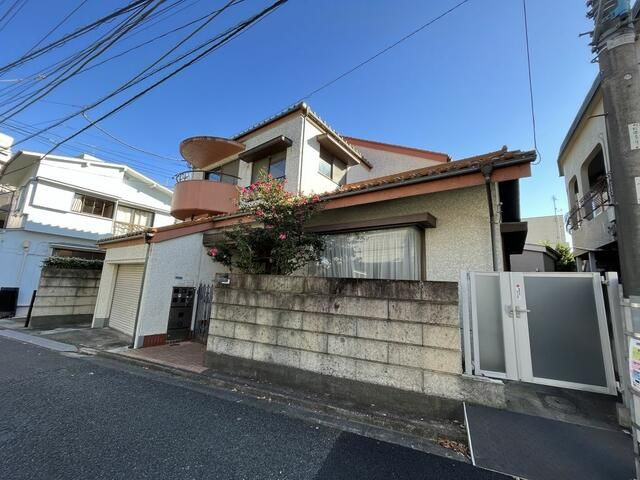 夏目坂マンションの外観