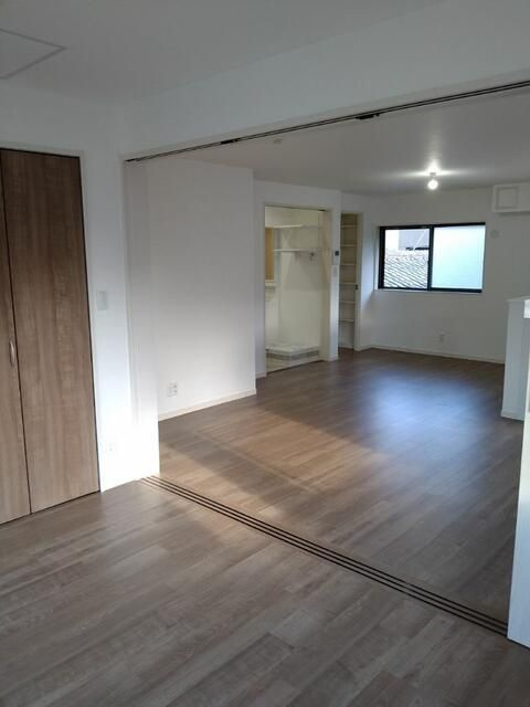 夏目坂マンション