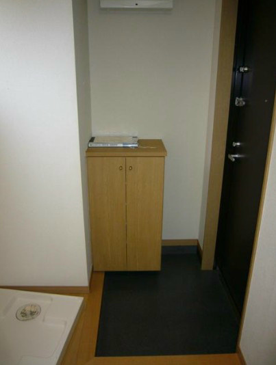 S＆Iレジデンス本町の玄関