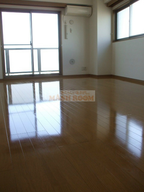 S＆Iレジデンス本町の居間・リビング