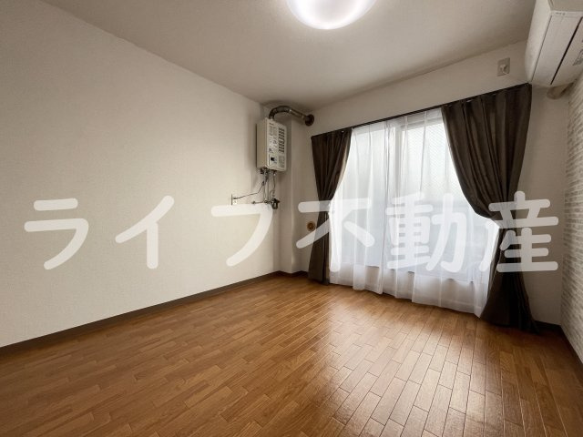 YOUハイム衣摺の居間・リビング|使いやすいリビングです