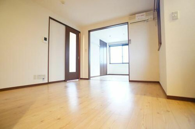 【居間・リビング】 | ビューラー上高田