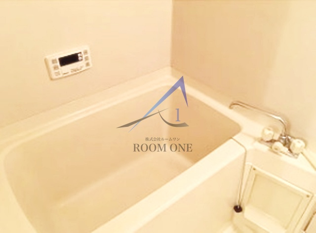 関内ロイヤルガーデンの浴室|お風呂です。