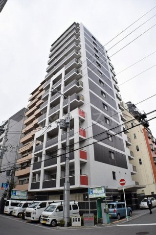 大阪市西区南堀江３丁目の賃貸マンションの外観