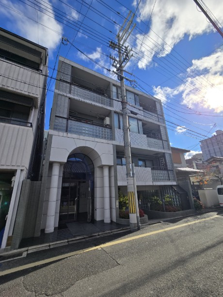 レックスアベニュー四条大宮の外観