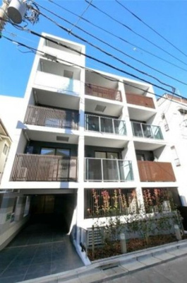 【外観】 | ラフィスタ方南町 | 鉄筋コンクリート造のがっちりとした建物。