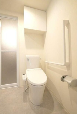 【トイレ】 | ラフィスタ方南町 | 温水洗浄便座。