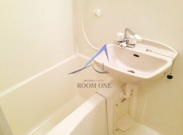 アンプルール　フェール　ＭＡＮＡの浴室|お風呂です。