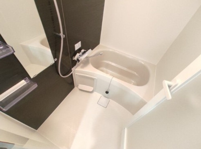 【浴室】 | プレール・ドゥーク方南町 | 浴室乾燥機付きバス。