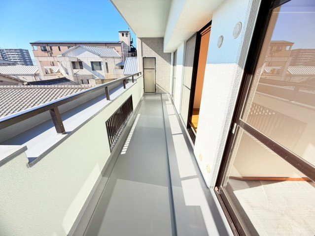 矢追マンションのバルコニー