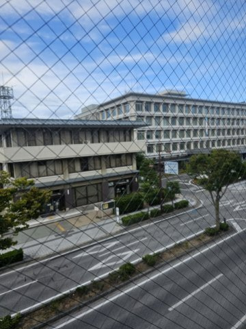 千祥ビルの展望|こちらの窓からは彦根市役所・滋賀県湖東土木事務所が見えます。