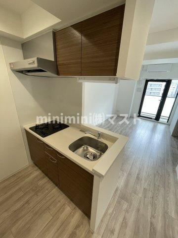 大阪市浪速区稲荷１丁目の賃貸マンションのキッチン