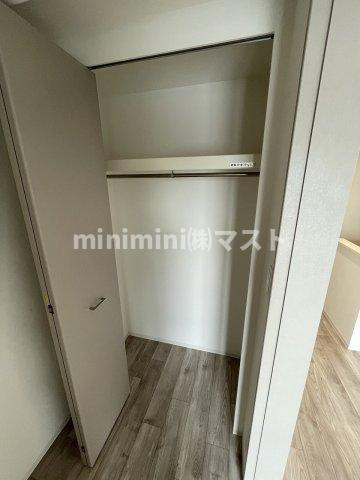 大阪市浪速区稲荷１丁目の賃貸マンションの収納