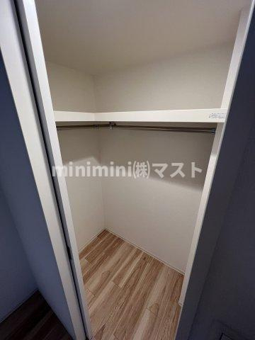 大阪市浪速区難波中３丁目の賃貸マンションの収納