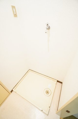 【洗面所】 | エクセレントわらび | ※同物件・反転タイプの写真です。