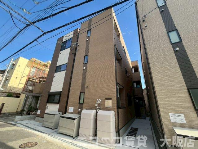 大阪市生野区中川東２丁目のアパートの外観