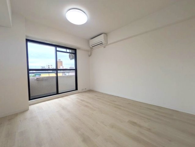 ハローグリーンハイツ岡本の居間・リビング