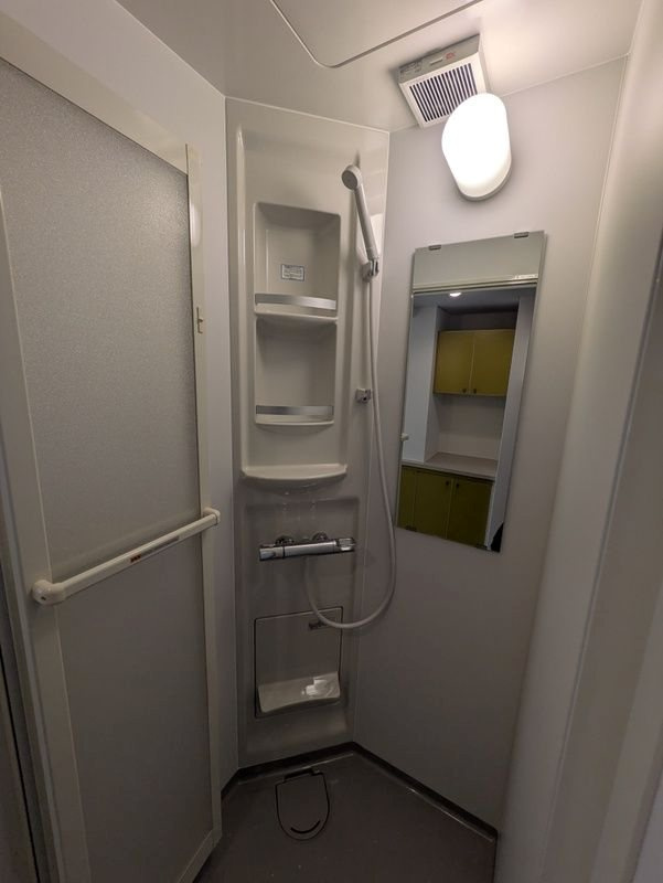 ハローグリーンハイツ岡本の浴室