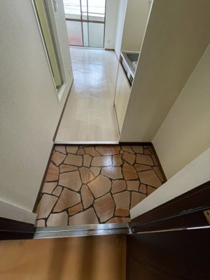 【玄関】 | 上新ビル7