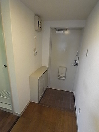 坂口ポートハイツの玄関