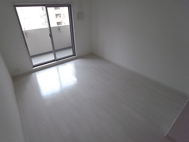 エスライズ新神戸2の居間・リビング