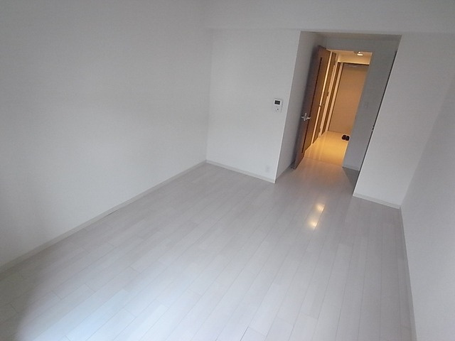 エスライズ新神戸2の居間・リビング