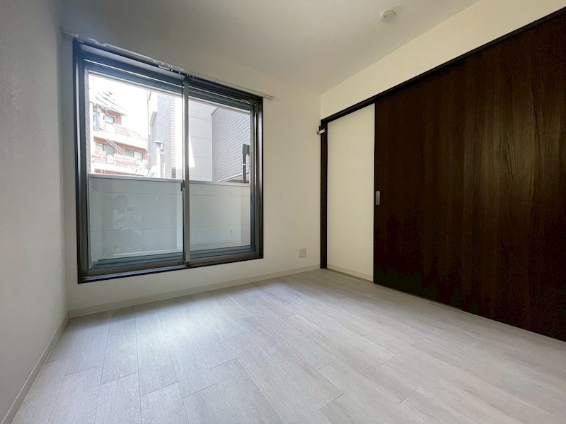 メゾンリュミエールの居間・リビング