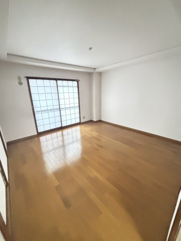 【寝室】