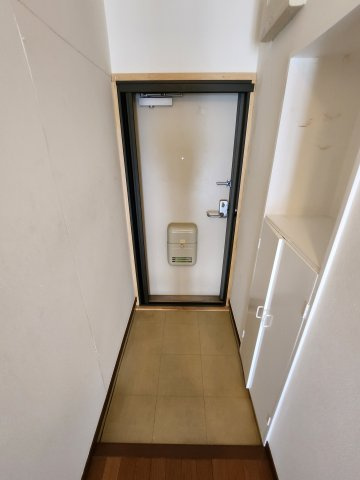 【玄関】