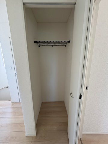 八女市蒲原　第2の収納|廊下にも収納スペースあり