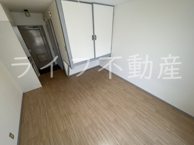 アーバンライフ上島の寝室|落ち着いて過ごせるお部屋なので、寝室にいかがでしょうか