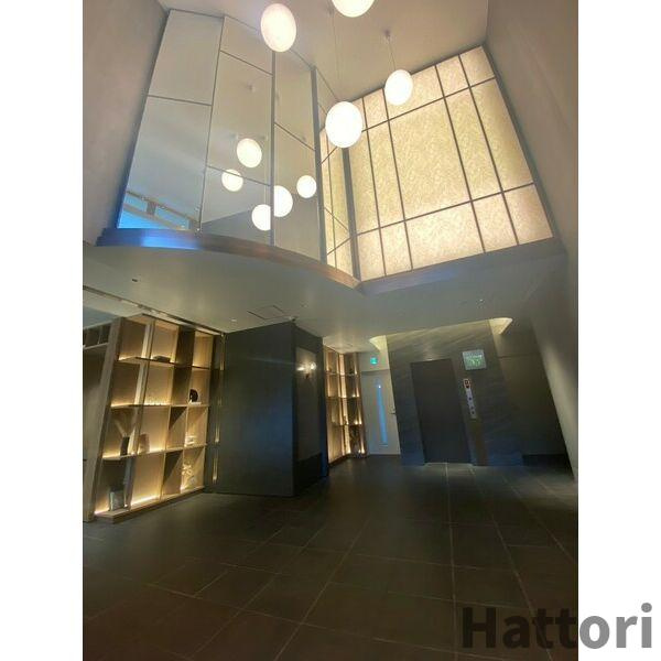 フロンティアタワー日本橋のロビー