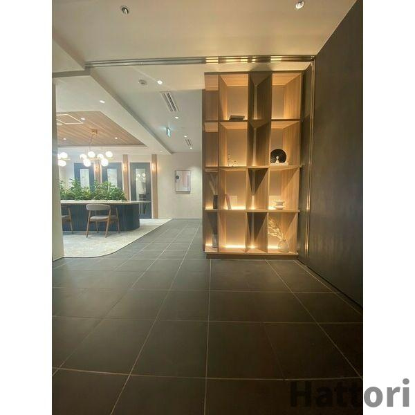 フロンティアタワー日本橋のロビー