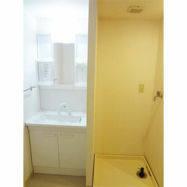 エミネンス滝野川の洗面所