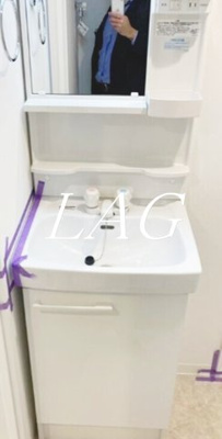 【洗面所】 | モンレーヴ赤羽 | 独立洗面台になります。