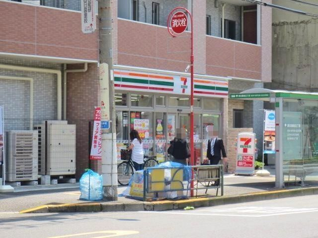 フラッツァプリモⅡの周辺