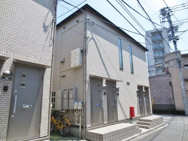 フラッツァプリモⅡのエントランス