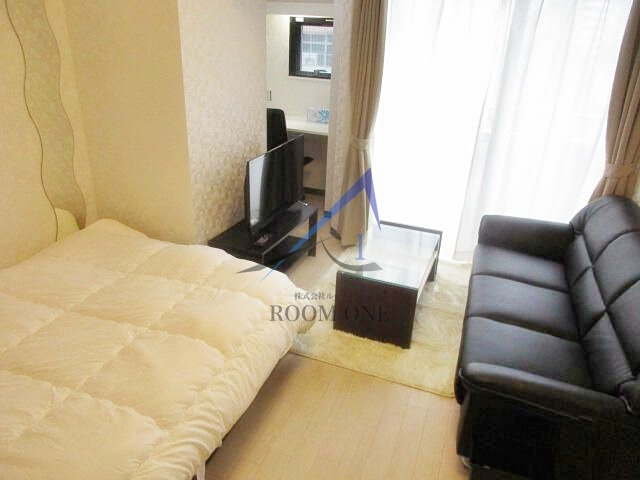 プチグランデ秋葉原の居間・リビング|洋室のお部屋です。（家具付です）