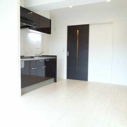 フォリア本郷の居間・リビング