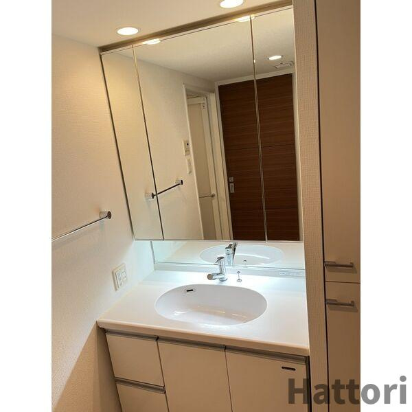 フロンティアタワー日本橋の洗面所