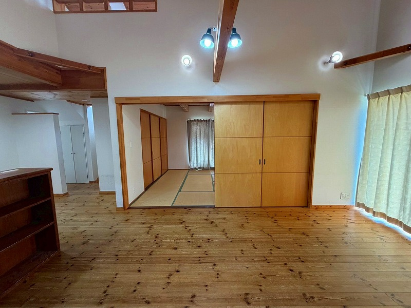 伯耆町長山中古戸建の居間・リビング|リビングになります。