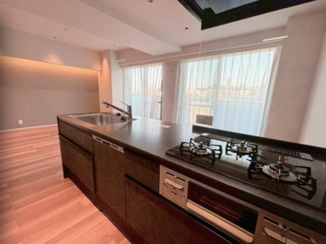 グランドメゾン横浜反町【仲介手数料無料】のキッチン